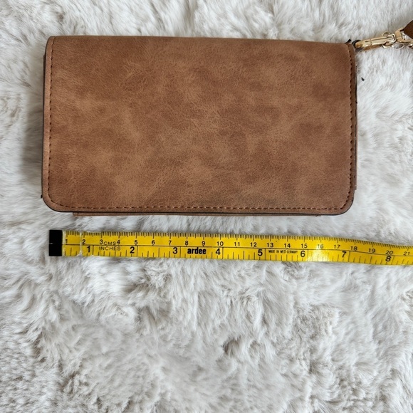 Joy Susan Brown Vegan Faux Leather Snap Wallet Wristlet Card Holder Tassel - Picture 10 of 12